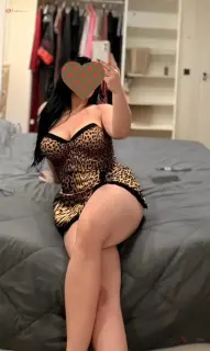 **ELVIRA**Y**LIZ**VEN Y DATE UN CAPRICHO CON NOSOTRAS