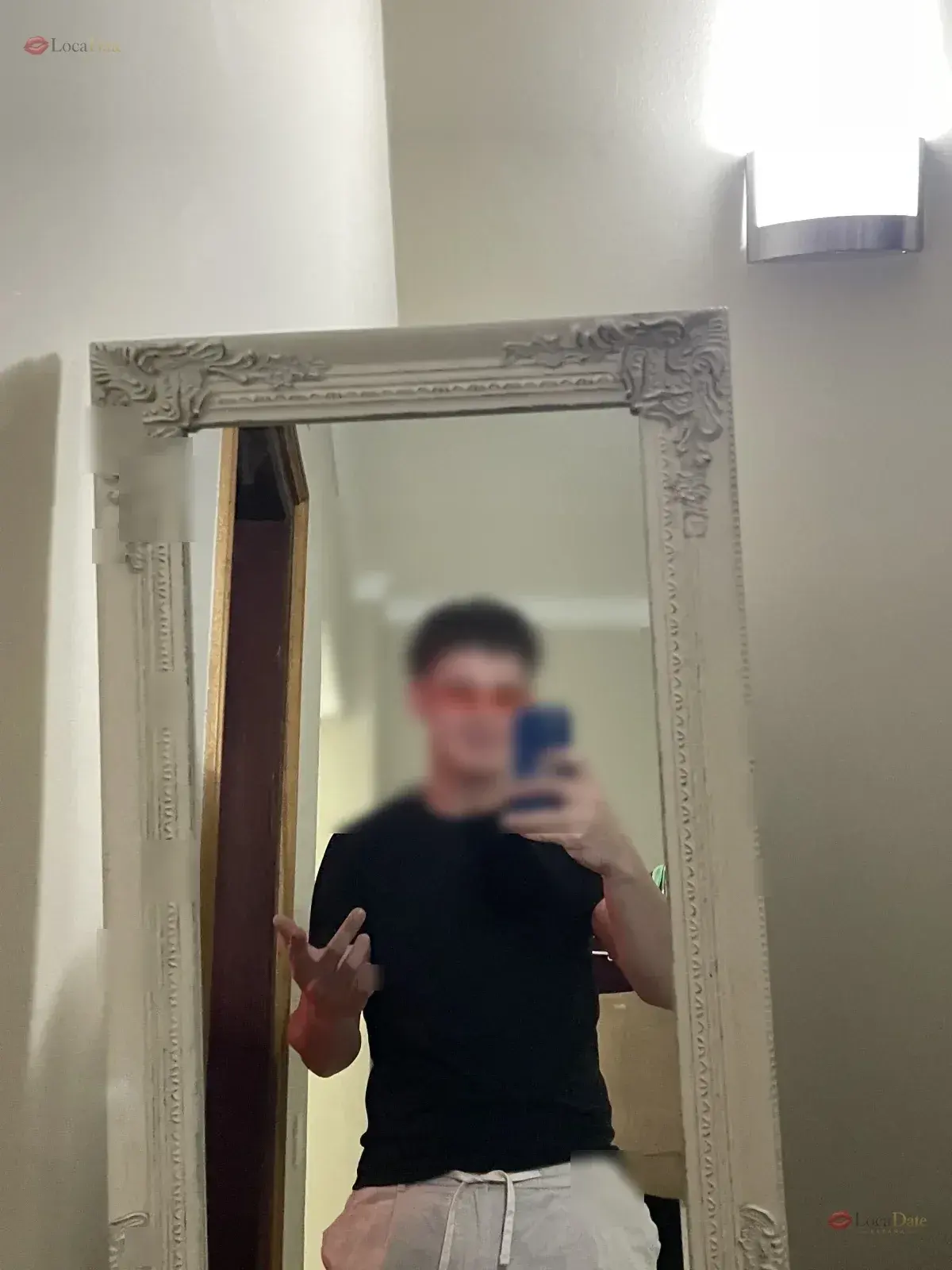 Chico joven para compañía y encuentros privados
