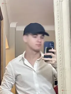 Chico joven para compañía y encuentros privados