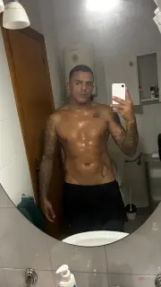 Moreno de 29 años en España – foto 3