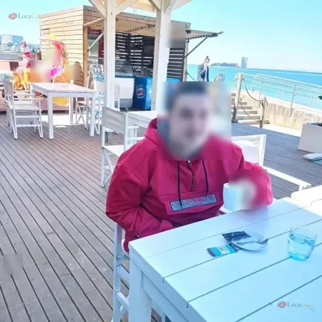 Hombre con fetiche en Vigo - sin nudez