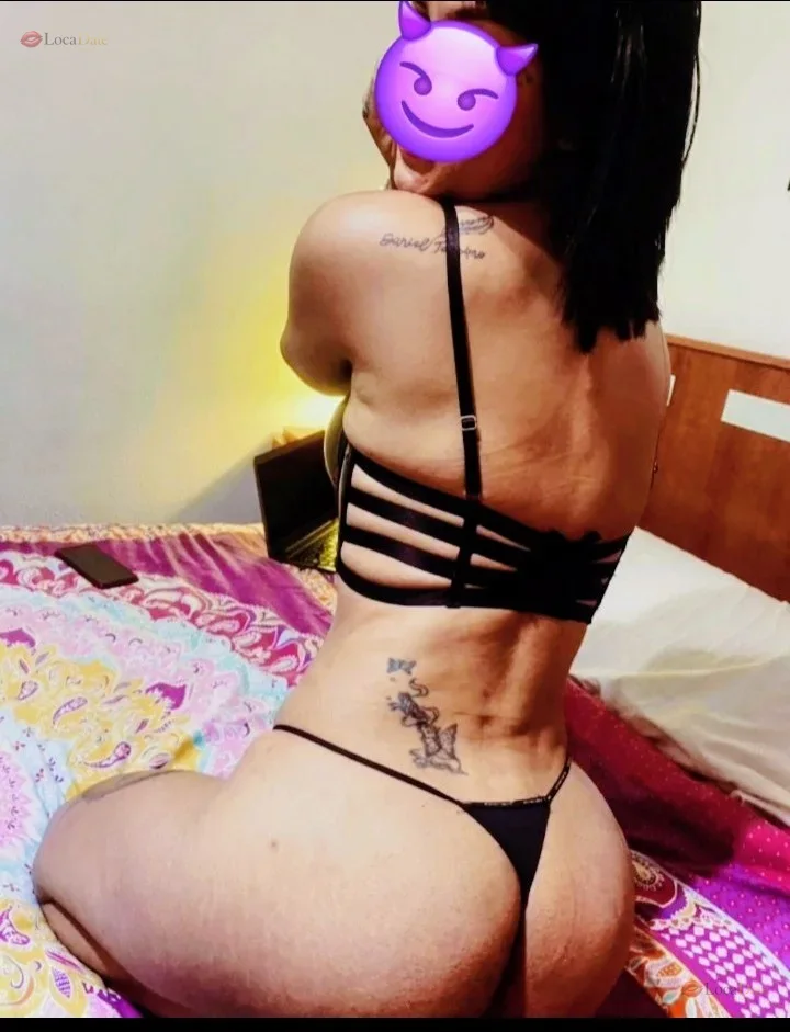 Keren colombiana recién llegada
