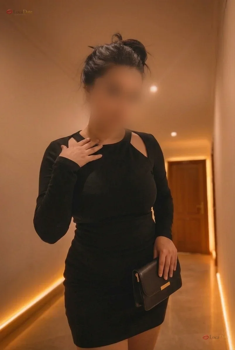 Erotic massage, Antonia